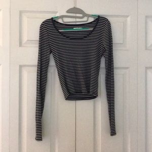 Abercrombie long sleeve crop top